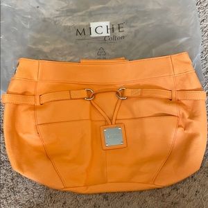 Miche “Colton” Demi Shell